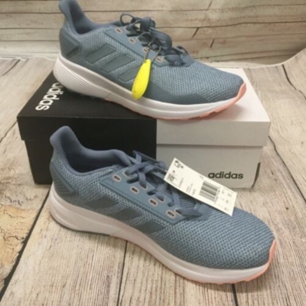 Adidas Athletic Shoes 8.5